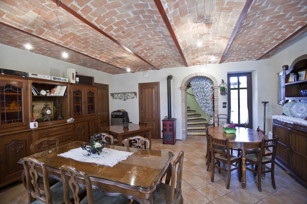 I Grilli Bed & Breakfast Castagnole delle Lanze Exterior photo